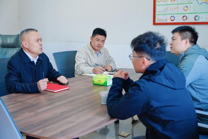 哈工大鄭州研究院進(jìn)行技術(shù)交流